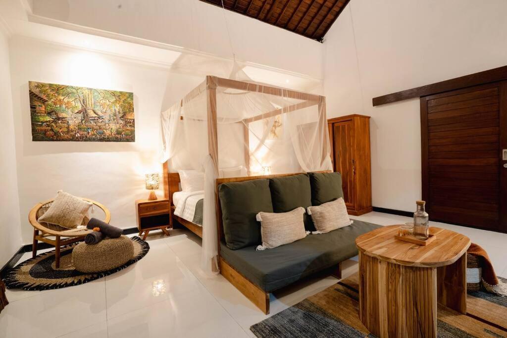 Chintana - 9 Min To Beach, Peaceful With Tropical Vibe Villa