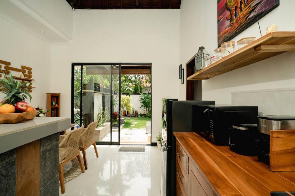 Chintana - 9 Min To Beach, Peaceful With Tropical Vibe Villa *