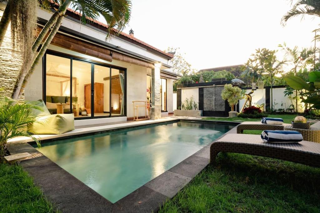 Villa Chintana - 9 Min To Beach, Peaceful With Tropical Vibe